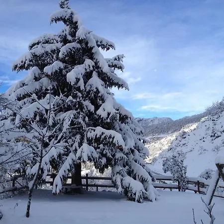 Magnificent Spacious 4 Bedroom Mountain With