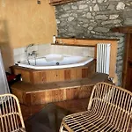Magnificent Spacious 4 Bedroom Mountain With Вилла Анте-Сент-Андре