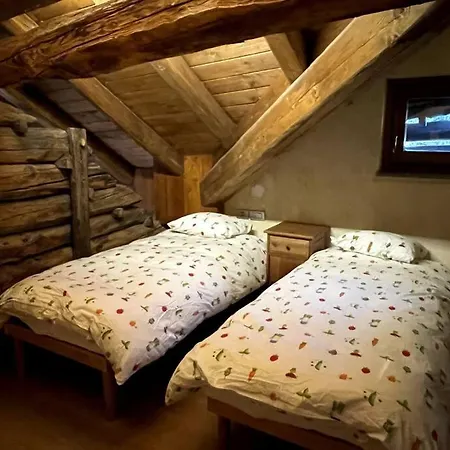 Magnificent Spacious 4 Bedroom Mountain With * Antey-Saint-Andre