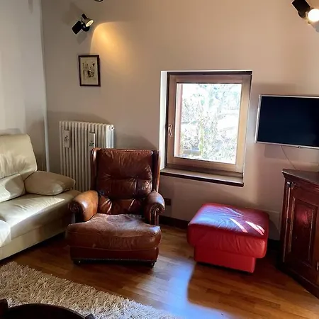 Magnificent Spacious 4 Bedroom Mountain With Spa, Free Ev Plug -in Villa Antey-Saint-Andre