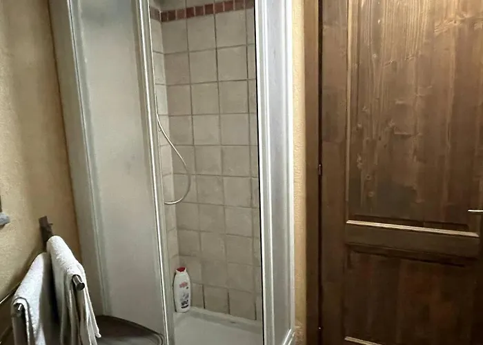 Magnificent Spacious 4 Bedroom Mountain With